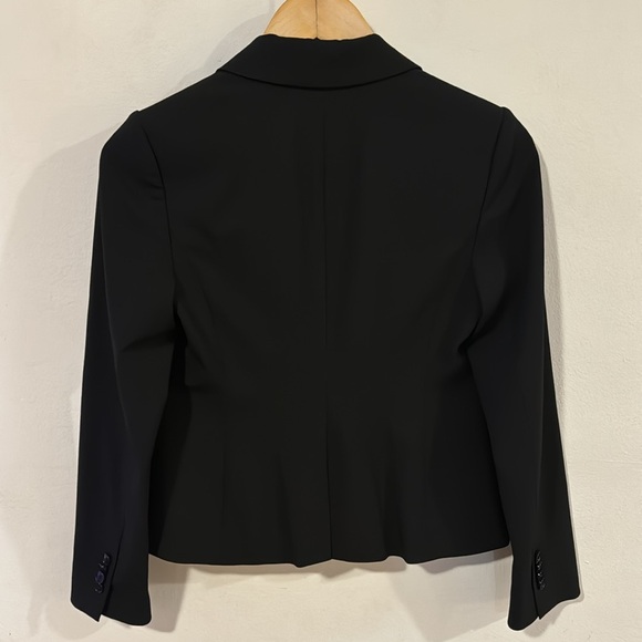 Anne Taylor classic black blazer, size 0P (XS) - Picture 5 of 7